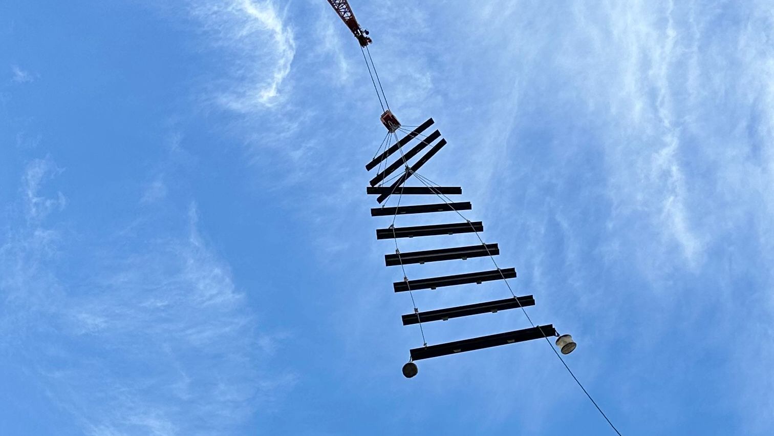 今日の鉄骨建方